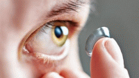 آیا استفاده از لنز تماسی چشم توصیه می شود؟
