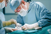  انجام جراحی نادر جنین در رحم، خارج از بدن مادر